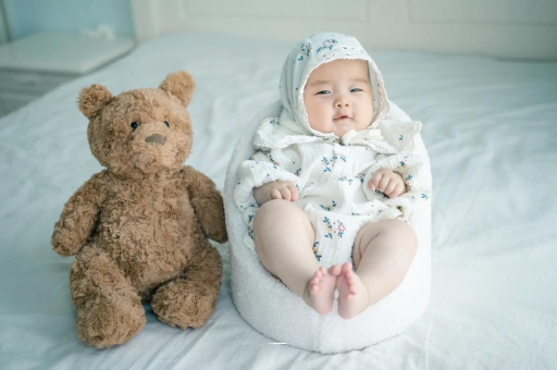 东至宝宝吃不饱母乳的症状